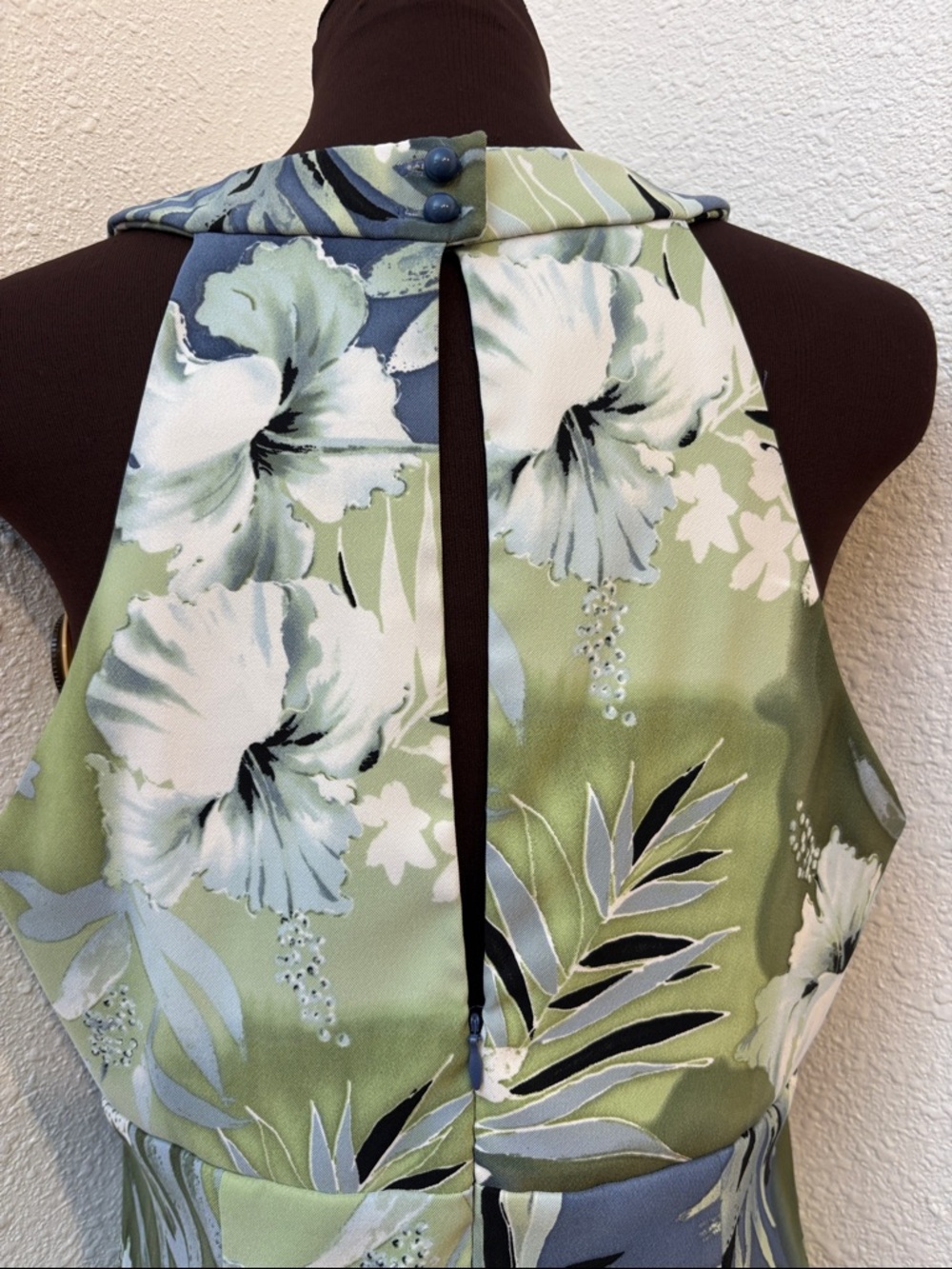 Connected Apparel green and blue tropical print sleeveless sheath dress. Size 16 - Picture 6 of 17